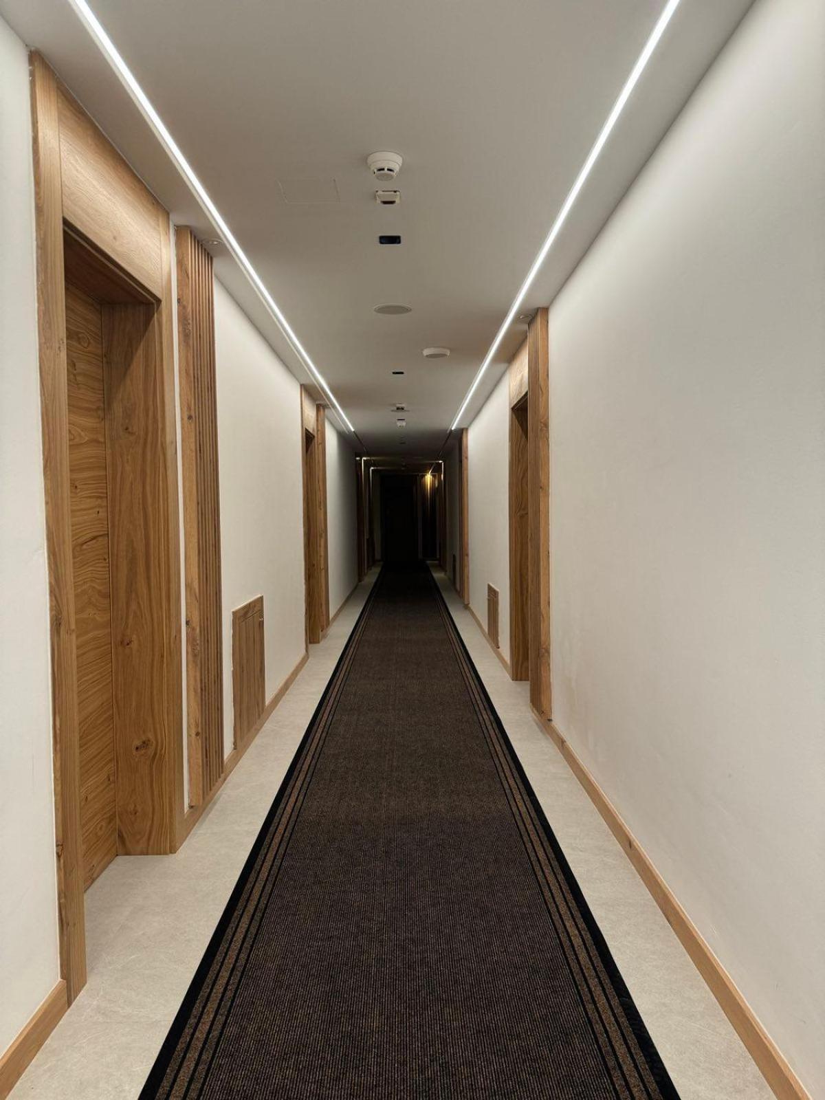 Apart Hotel Zlatni Javor, Apartment 410 ヤホリナ エクステリア 写真